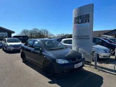 Opel Astra 16V CDX